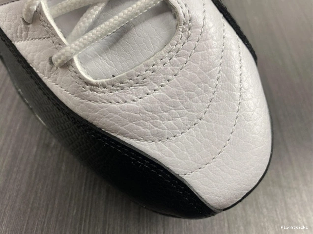 Retro Taxi (2013) 12 Jordan 130690-125 0825